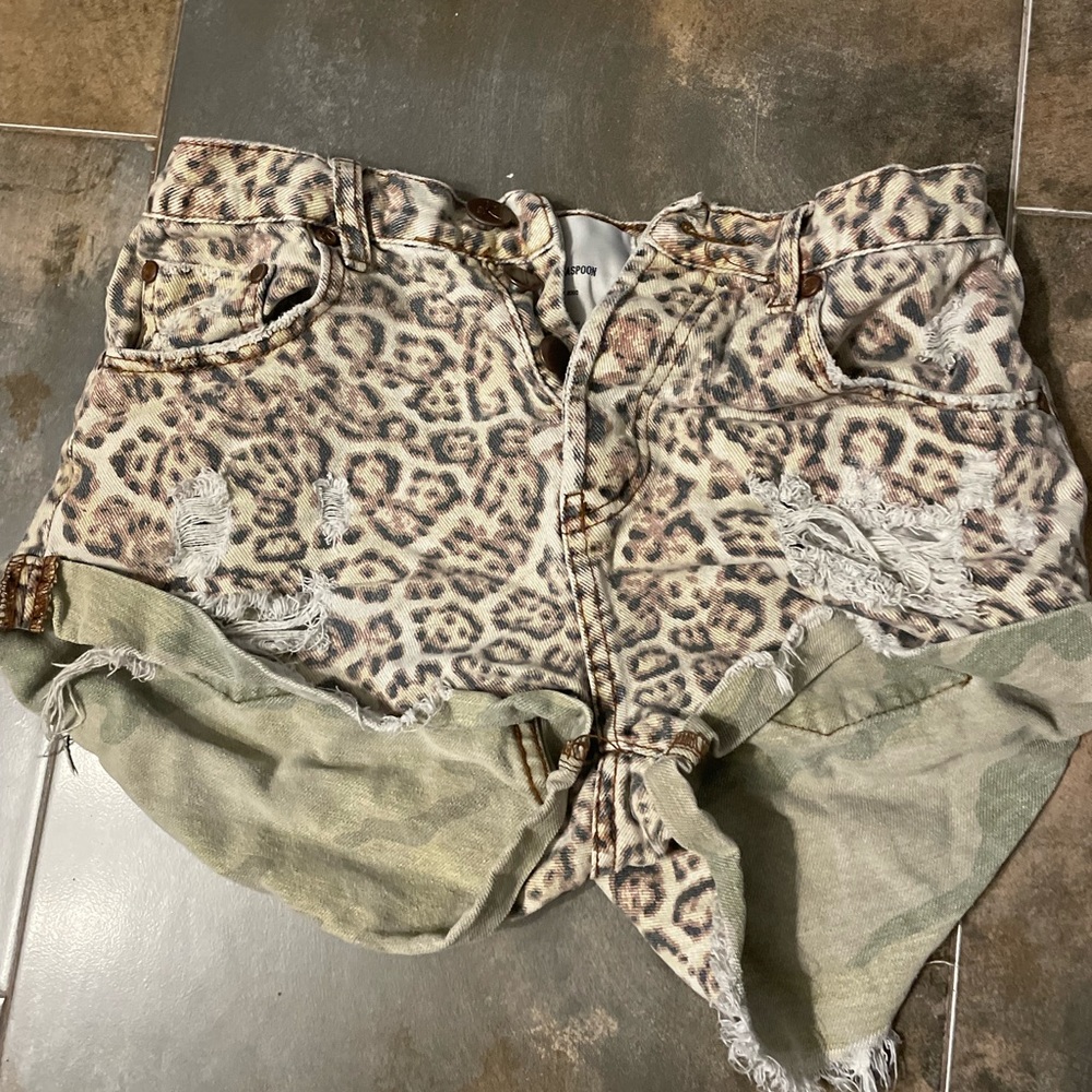 One Teaspoon Bandit Leopard Shorts